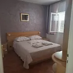 Διαμέρισμα Zvjezdana *