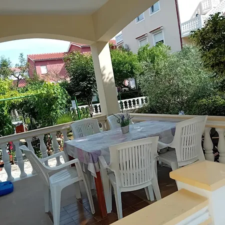 Zvjezdana Apartman *